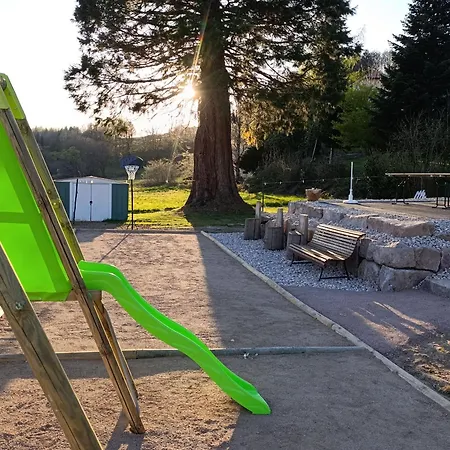 Maison Spacieuse Avec Et Terrain De Jeux En Lisiere De Foret - Fr-1-589-757 Fraize
