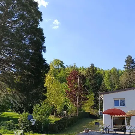 Maison Spacieuse Avec Et Terrain De Jeux En Lisiere De Foret - Fr-1-589-757 乡村民宿 *