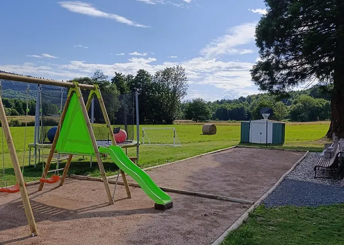 Maison Spacieuse Avec Et Terrain De Jeux En Lisiere De Foret - Fr-1-589-757 * Fraize